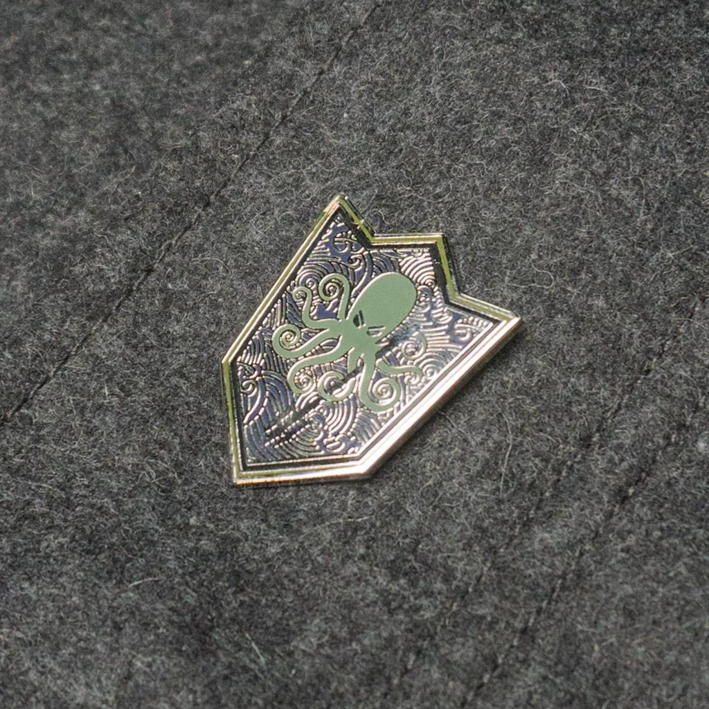 SPD UET Crest Type 3 Lapel Pin - Image 3